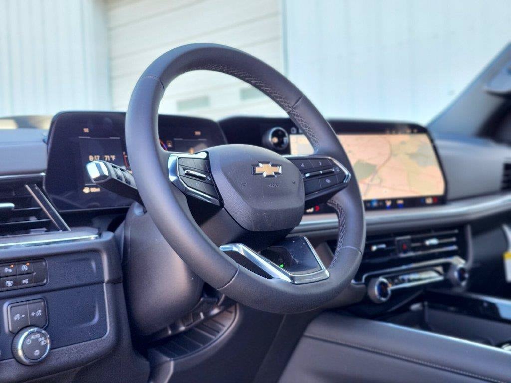 2026 Chevrolet Suburban LS - Photo 19