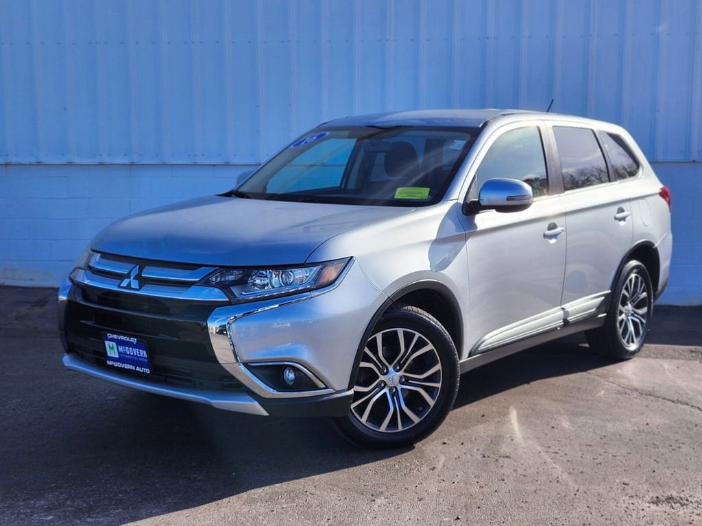 2016 Mitsubishi Outlander SE S-AWC's photo