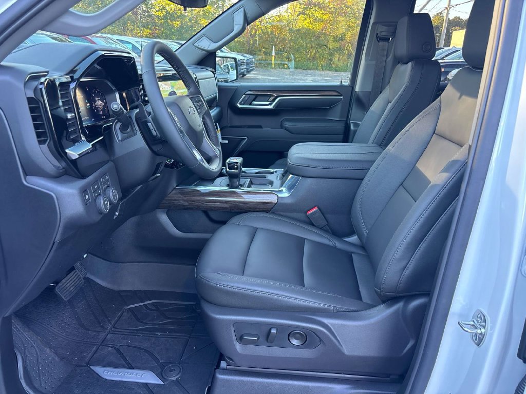 2026 Chevrolet Silverado 1500 RST - Photo 5