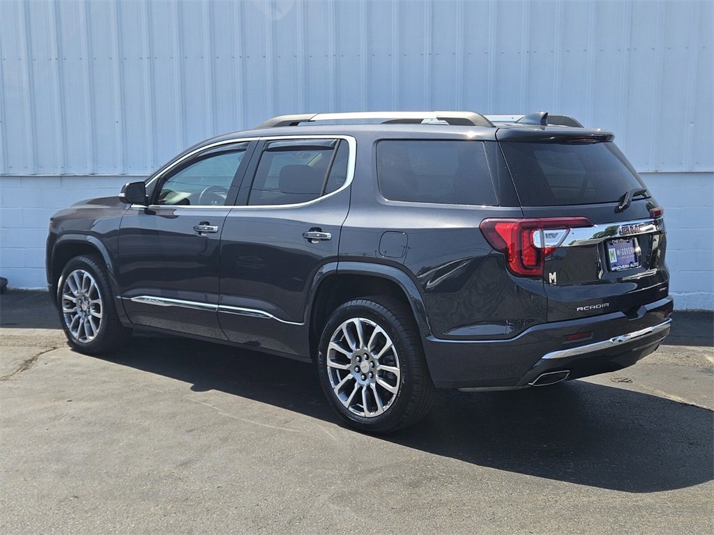 2023 Gmc Acadia Denali photo 3