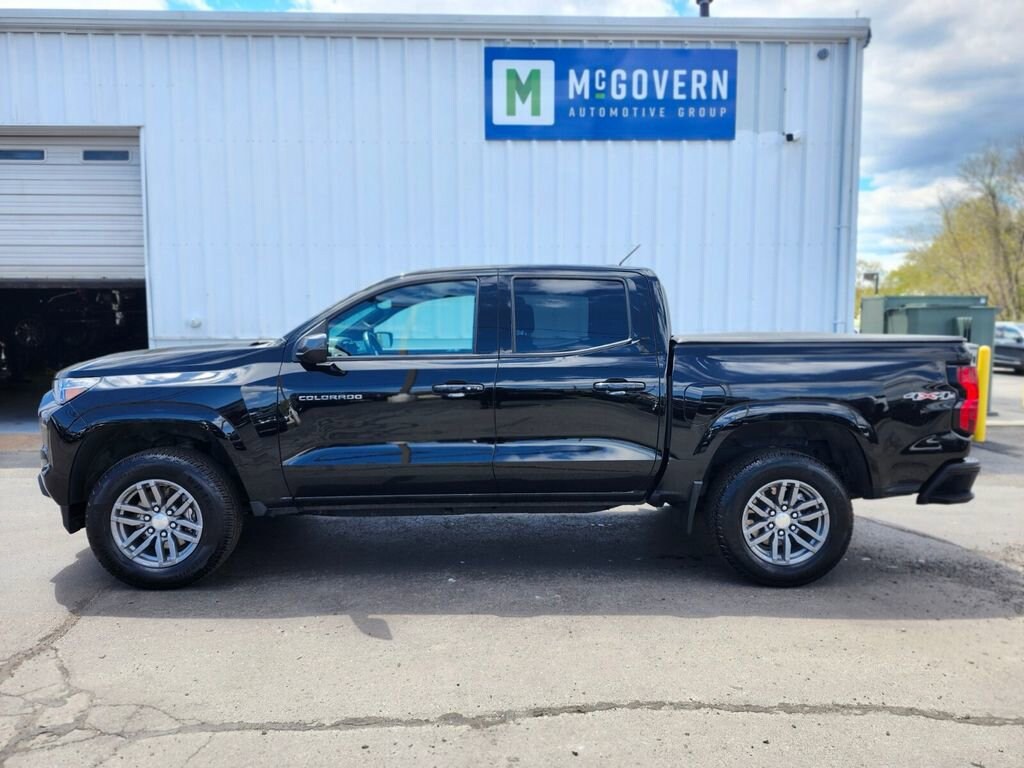 Used 2024 Chevrolet Colorado LT Truck