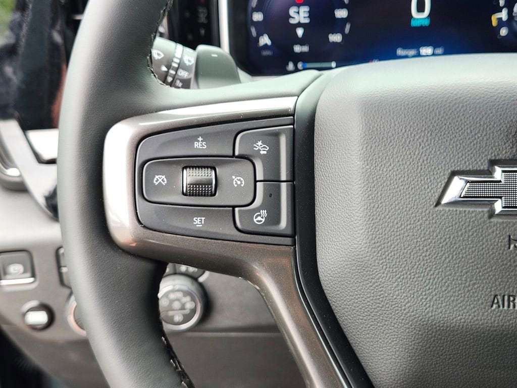 2026 Chevrolet Silverado 1500 ZR2 - Photo 37