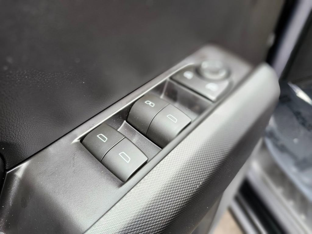 2026 Chevrolet Colorado LT - Photo 15