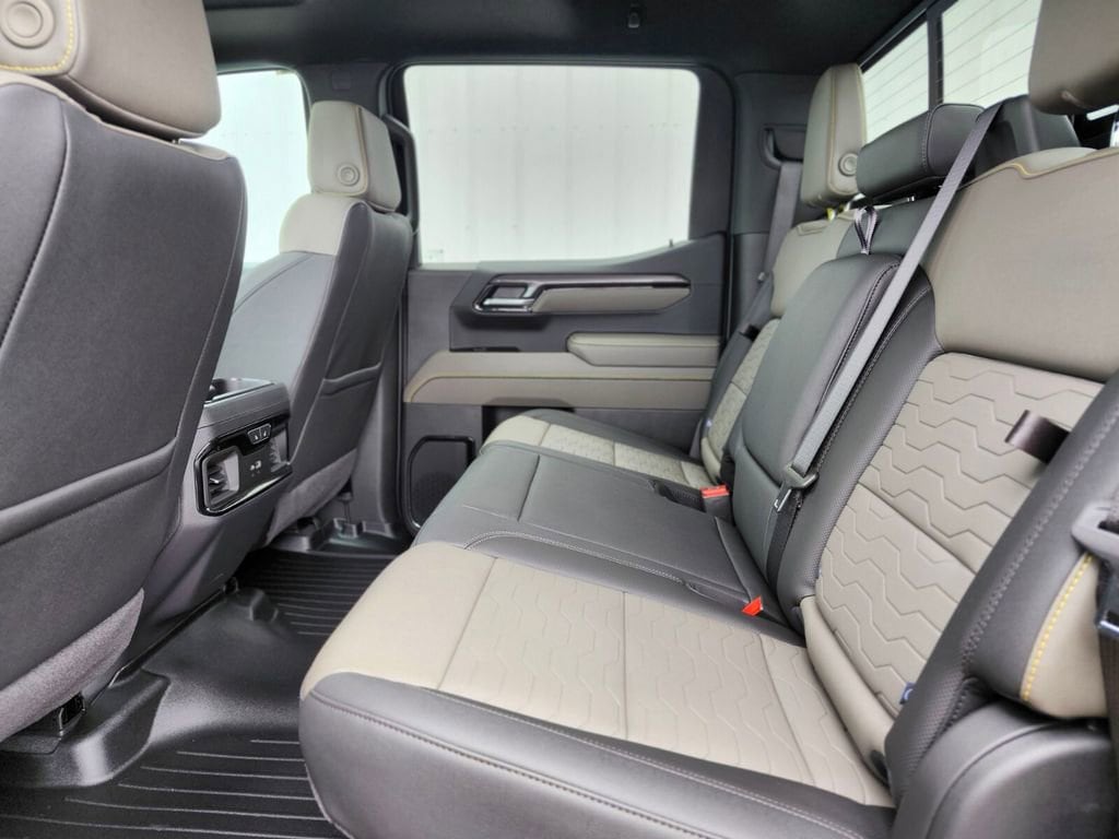 2026 Chevrolet Silverado 1500 ZR2 - Photo 22