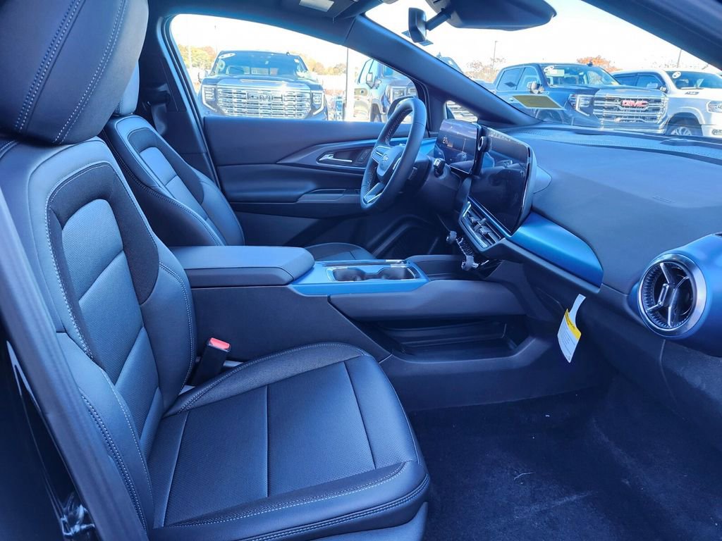 2026 Chevrolet Equinox EV 2LT - Photo 11