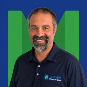 Staff member Carlos Cabral from ID_83fbc9