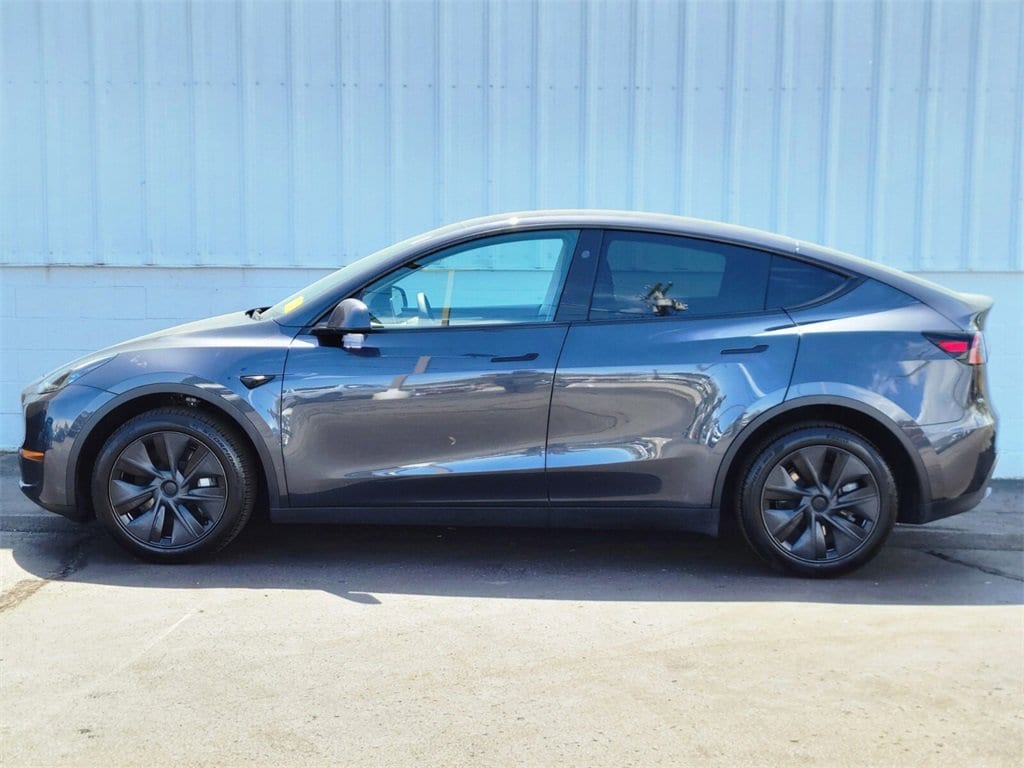Used 2025 Tesla Model Y Long Range with VIN 7SAYGDEE3SA351211 for sale in Plymouth, MA