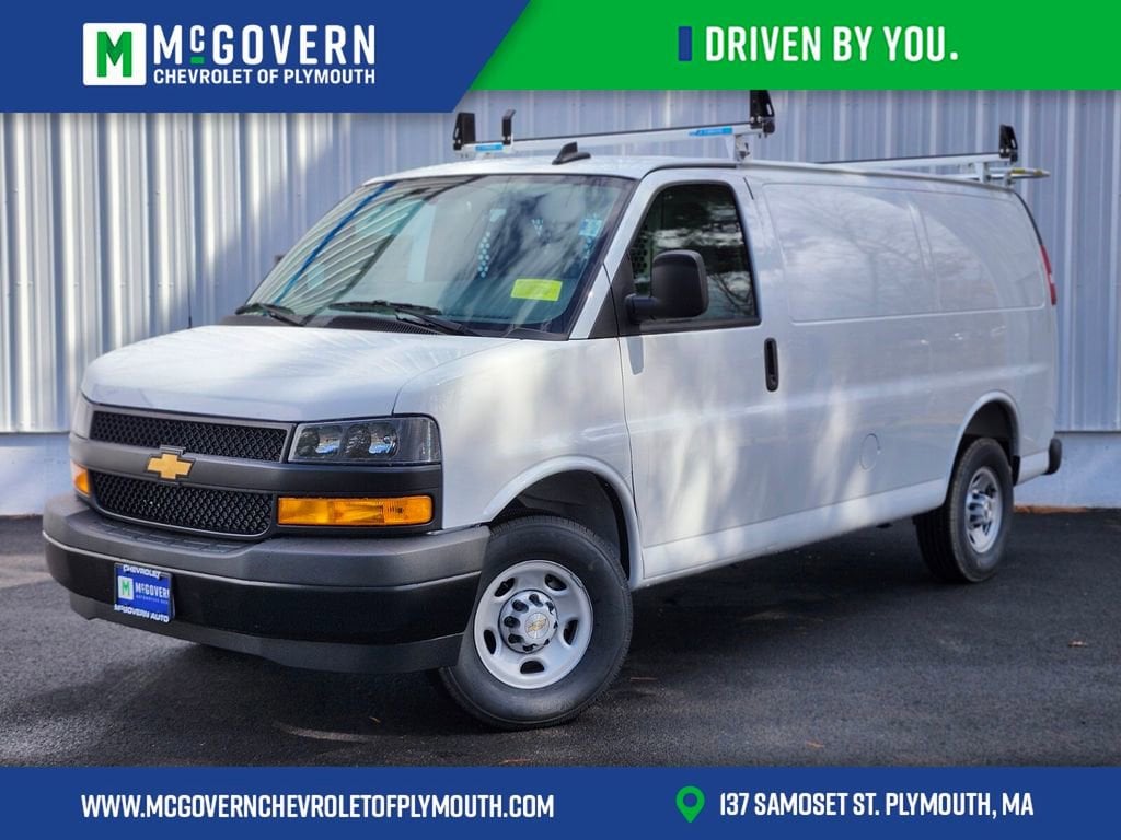 2026 Chevrolet Express 2500 Work Van HD's photo