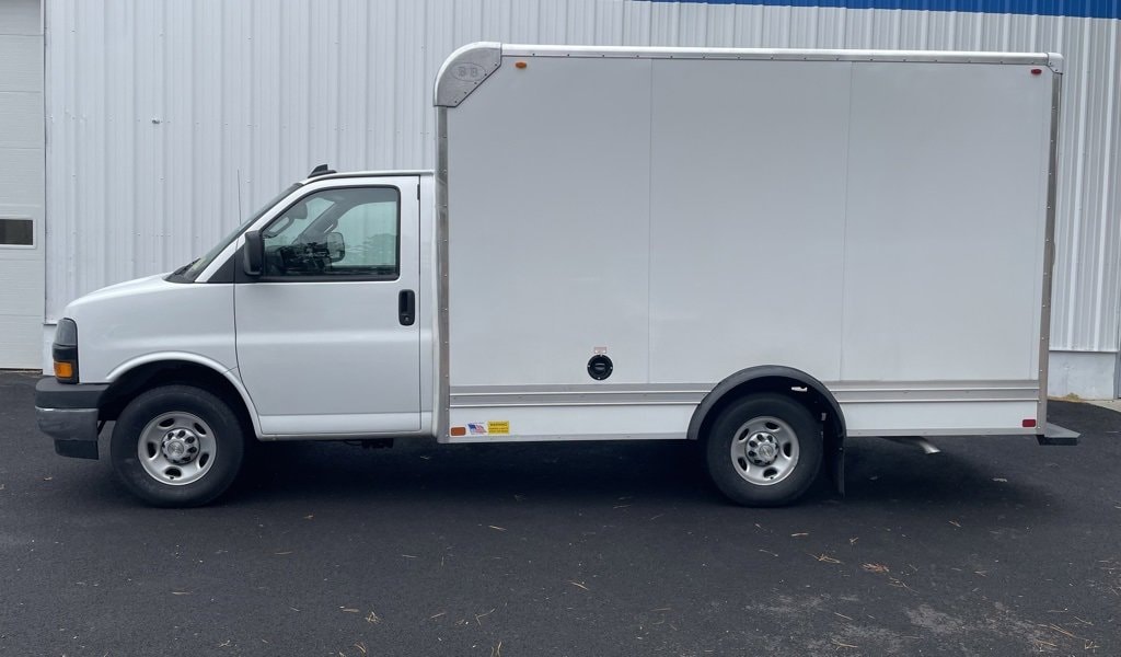 New 2025 Chevrolet Express Cutaway 3500 1WT Cutaway Van