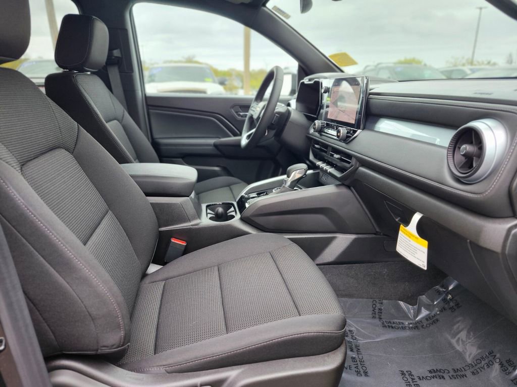 2026 Chevrolet Colorado LT - Photo 9