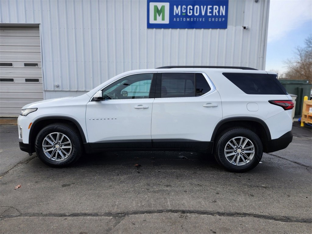 2023 Chevrolet Traverse Leather photo 2