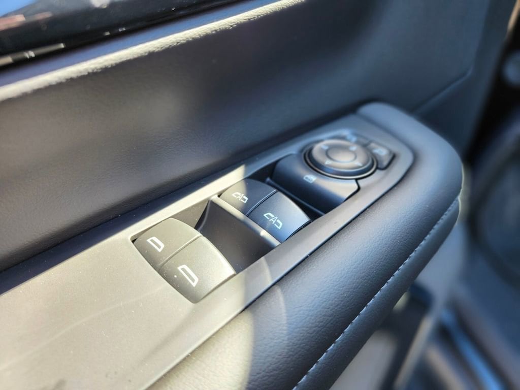 2026 Chevrolet Suburban LS - Photo 16