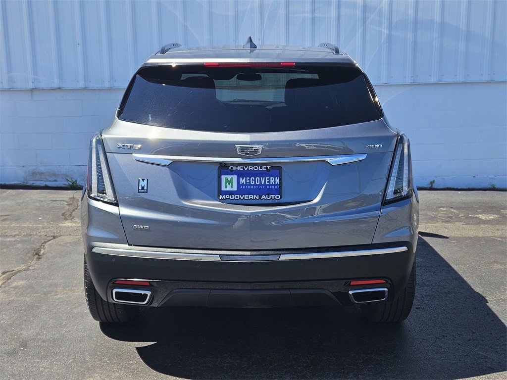 2022 Cadillac XT5 Sport photo 4