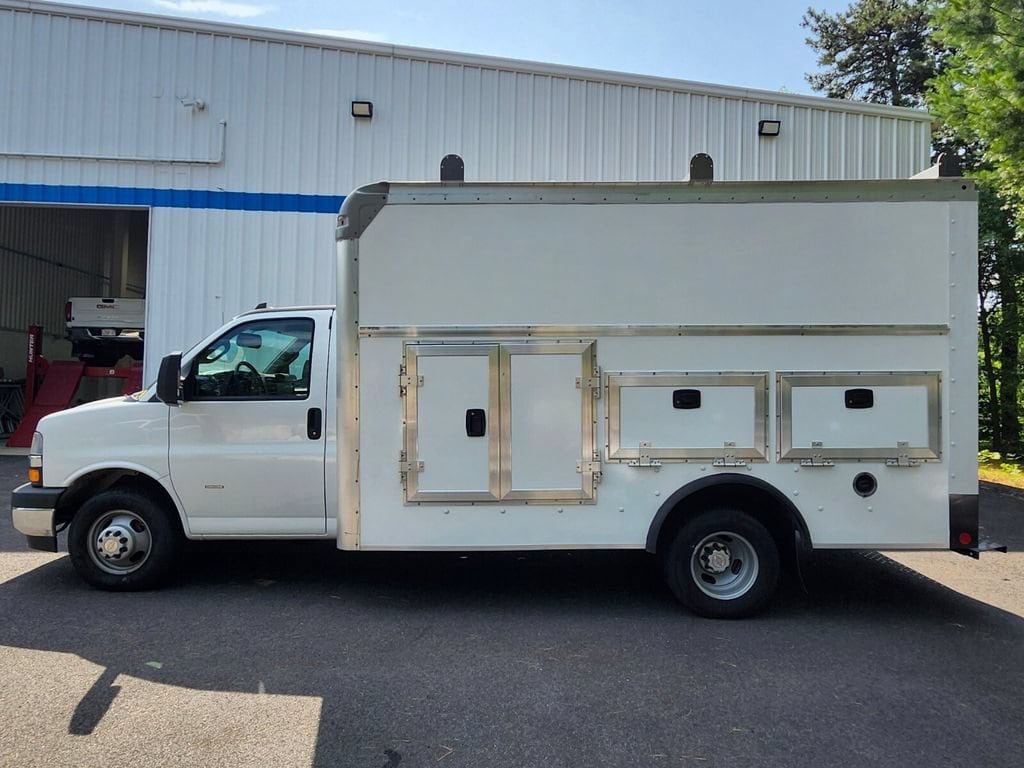 Used 2022 Chevrolet Express Cutaway 3500 NA Cutaway Van