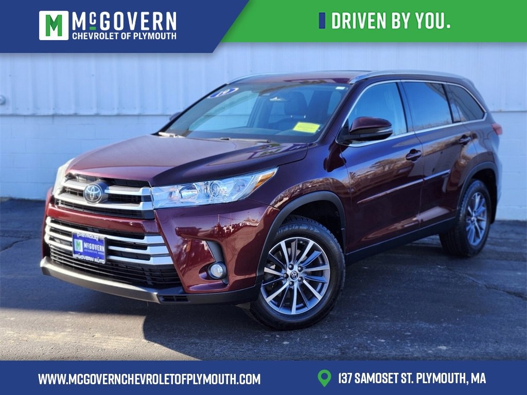 Used 2019 Toyota Highlander SE