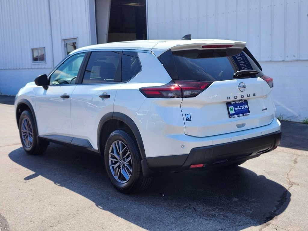 Used 2025 Nissan Rogue S
