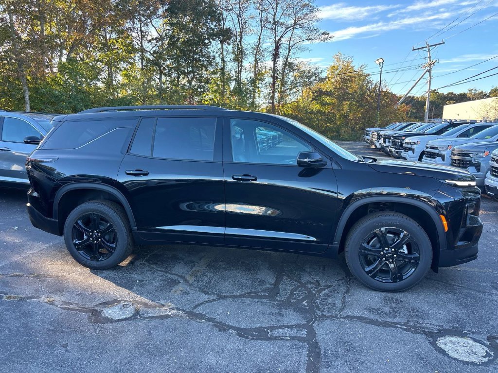 New 2027 Chevrolet Traverse LT SUV