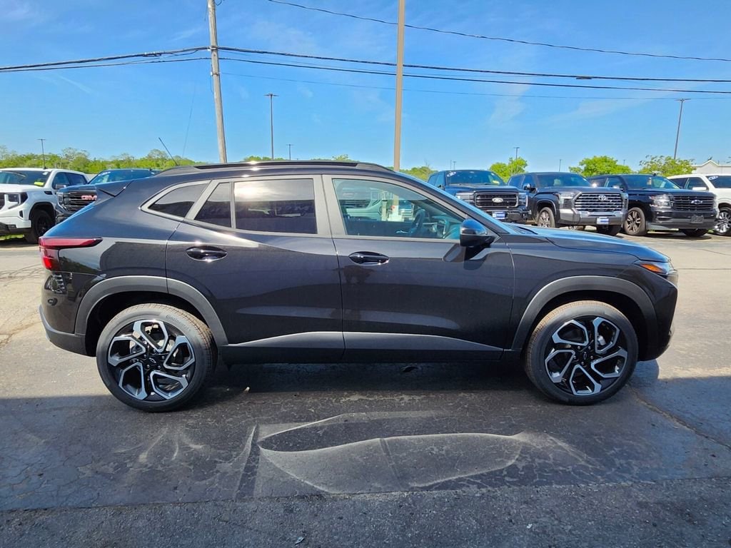 2026 Chevrolet Trax RS - Photo 6