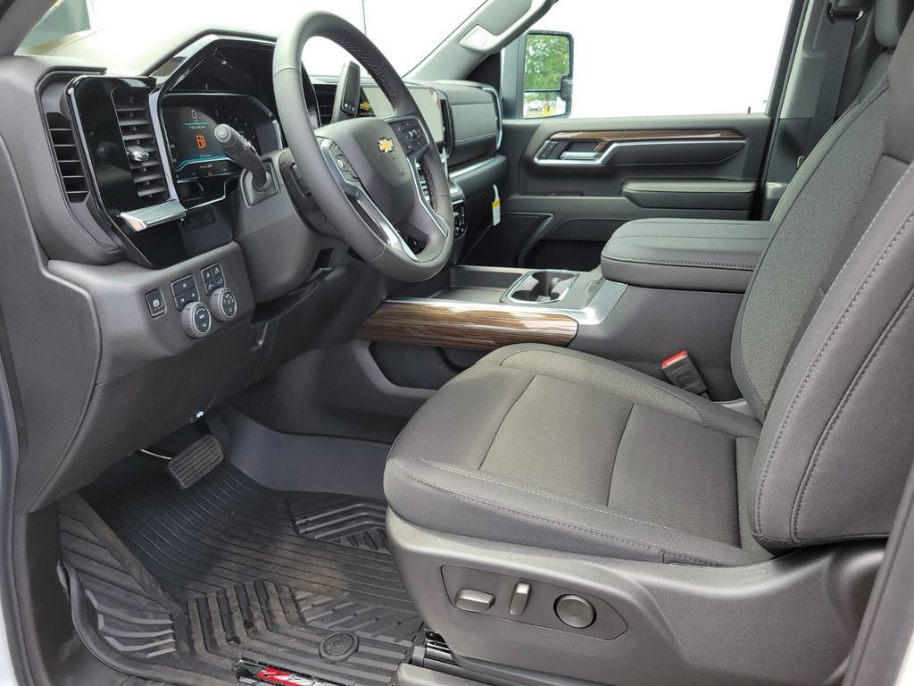 2025 Chevrolet Silverado 2500 HD LT - Photo 16