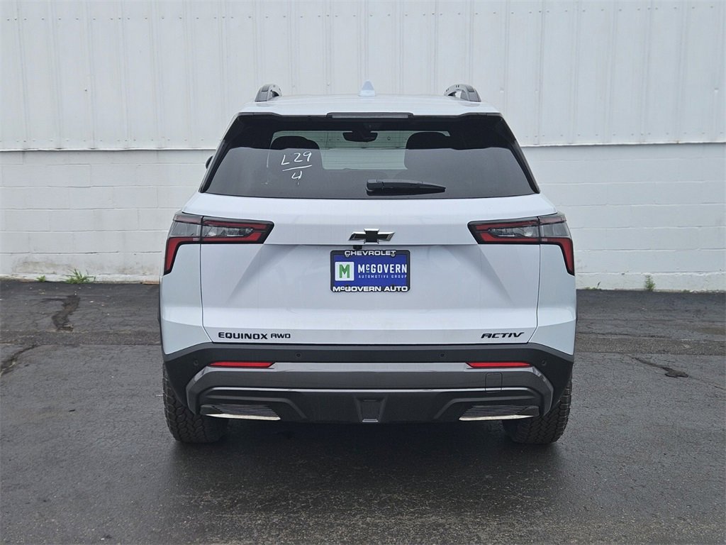 2026 Chevrolet Equinox ACTIV photo 4