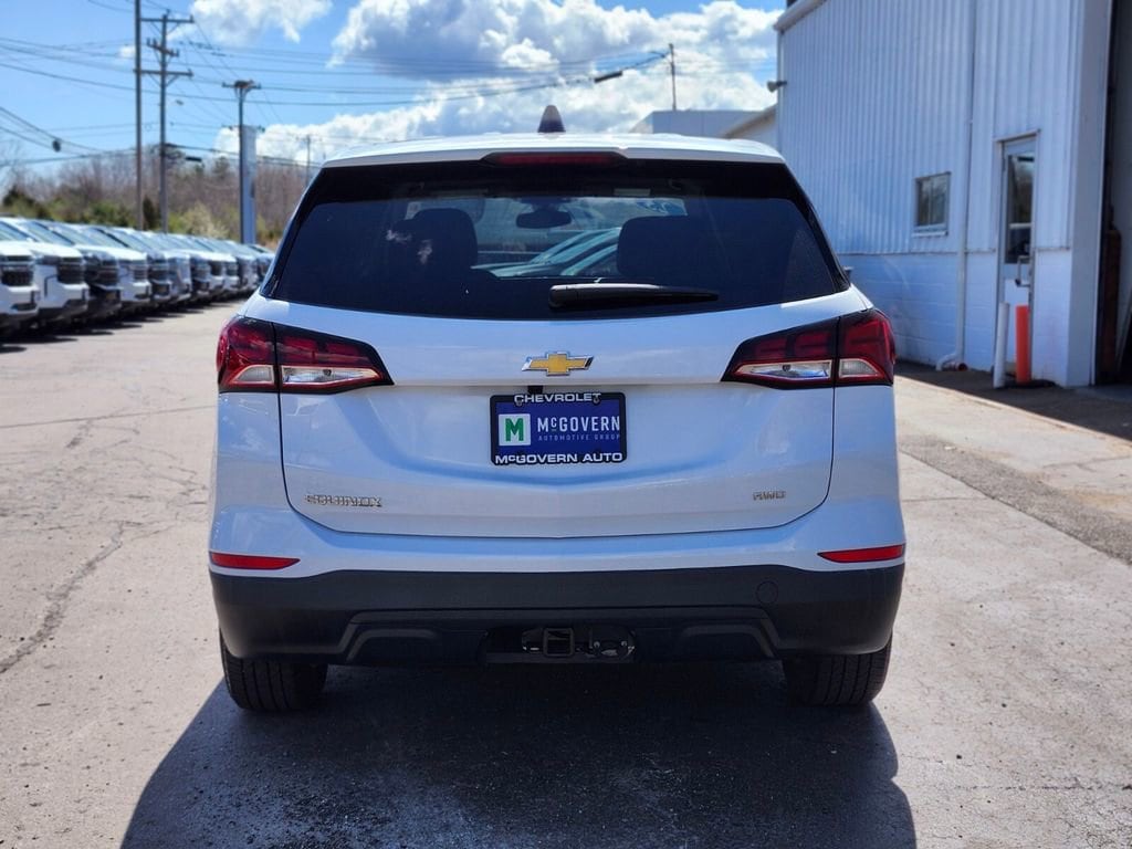 Used 2023 Chevrolet Equinox LS SUV