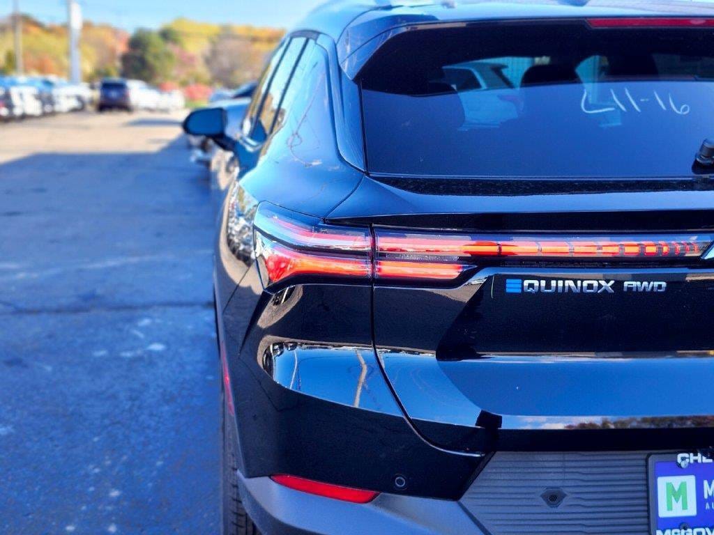 2026 Chevrolet Equinox EV 2LT - Photo 9