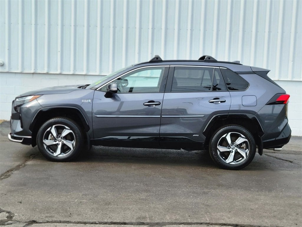 Used 2022 Toyota RAV4 SE with VIN JTMCB3FV0ND109084 for sale in Plymouth, MA