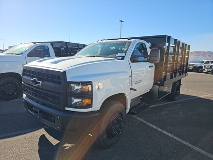 2023 Chevrolet Silverado 6500 HD Work Truck Chassis Cab Truck