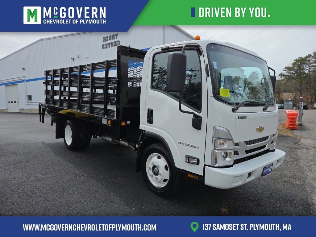 2025 Chevrolet Low Cab Forward's photo
