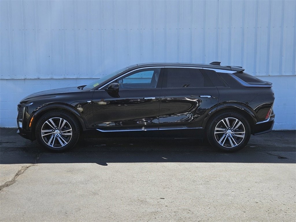 Used 2024 Cadillac LYRIQ Luxury 2 with VIN 1GYKPRRK9RZ114952 for sale in Plymouth, MA