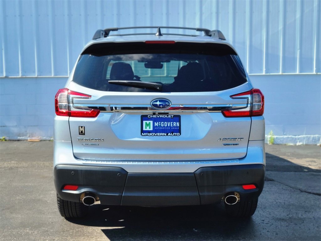 2023 Subaru Ascent Limited photo 4