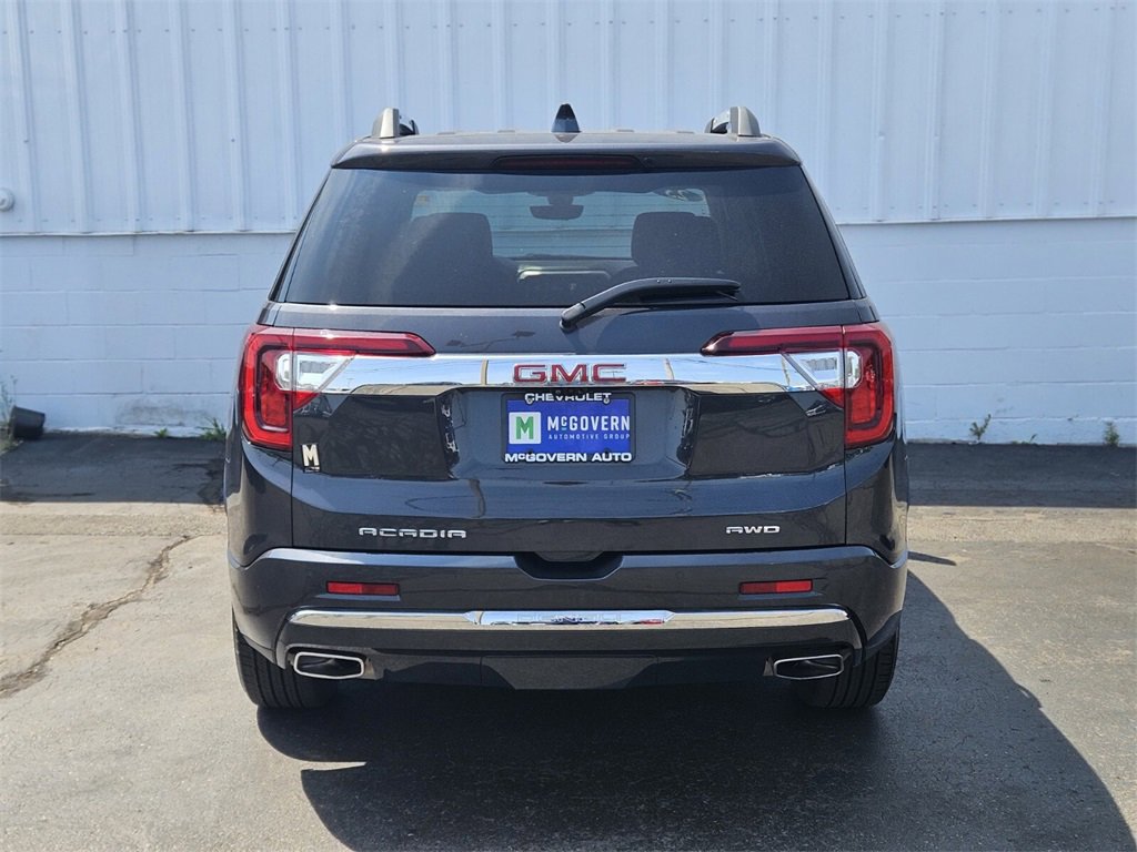 2023 Gmc Acadia Denali photo 4