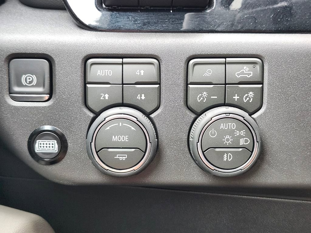 2026 Chevrolet Silverado 1500 ZR2 - Photo 30
