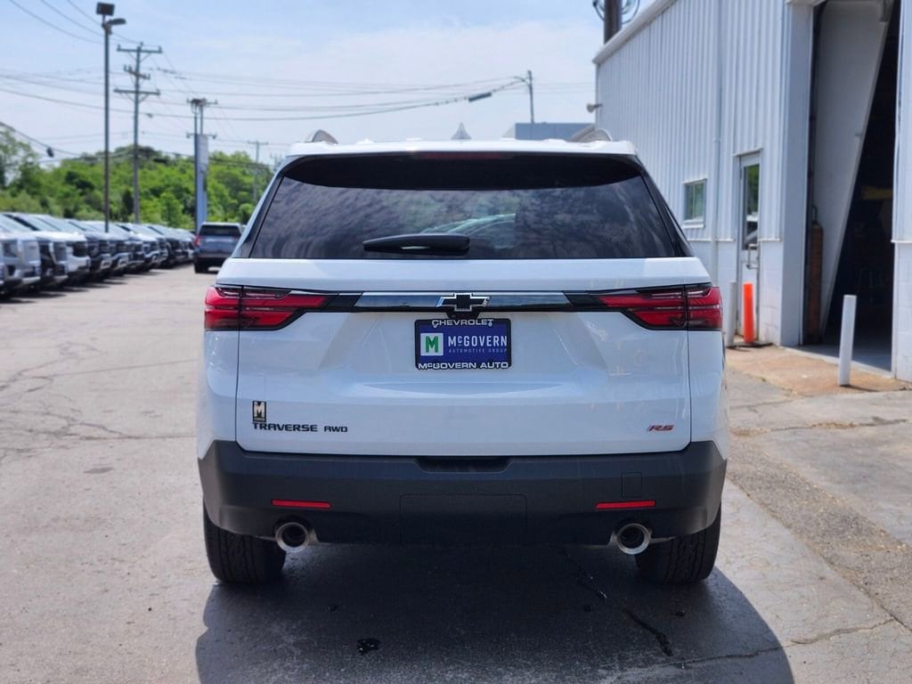 Used 2023 Chevrolet Traverse RS SUV