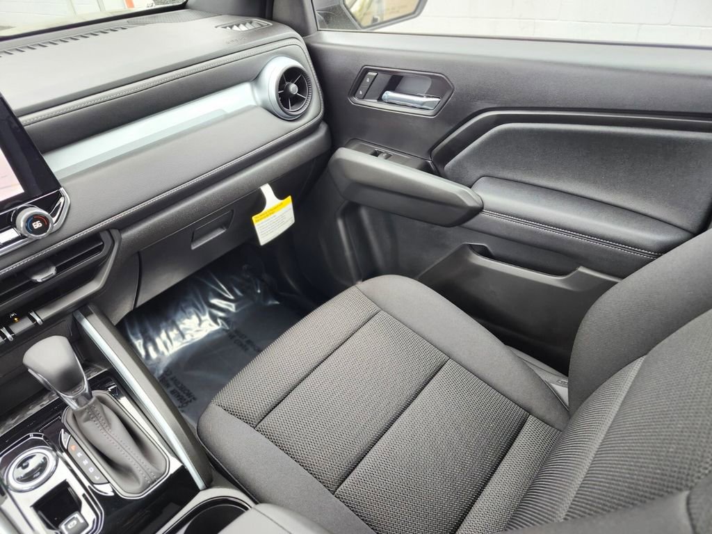 2026 Chevrolet Colorado LT - Photo 13