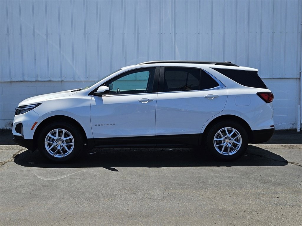 Used 2022 Chevrolet Equinox LT with VIN 3GNAXUEV7NL170997 for sale in Plymouth, MA
