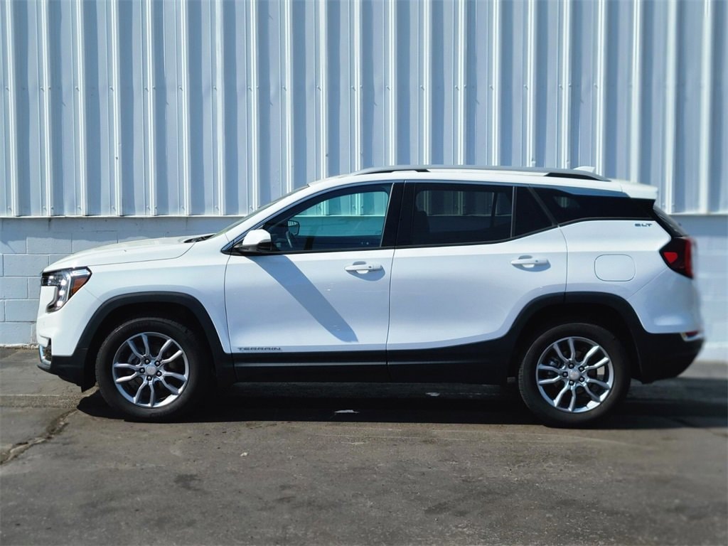 Used 2022 GMC Terrain SLT with VIN 3GKALVEV4NL225369 for sale in Plymouth, MA