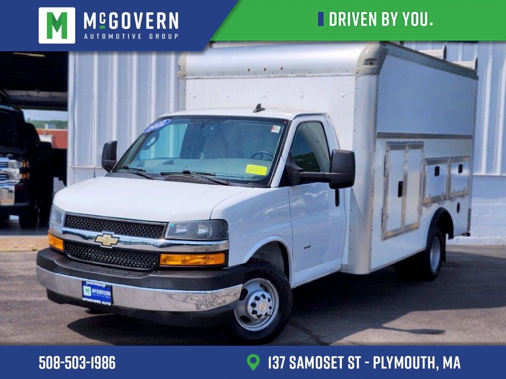 2022 Chevrolet Express Cutaway