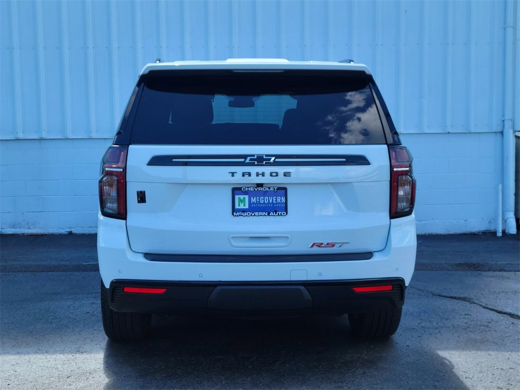 2024 Chevrolet Tahoe RST photo 2