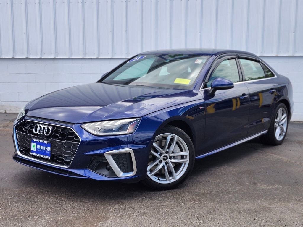 2021 Audi A4 45 quattro S tronic Premium Plus's photo