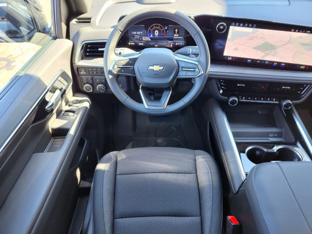 2026 Chevrolet Suburban LS - Photo 11