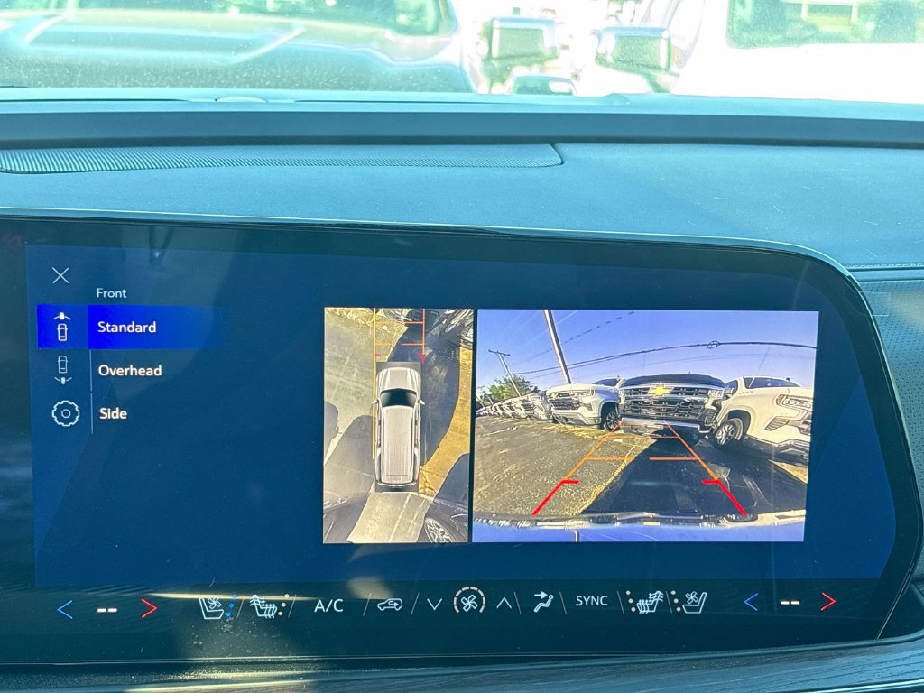 2026 Chevrolet Suburban Premier - Photo 16