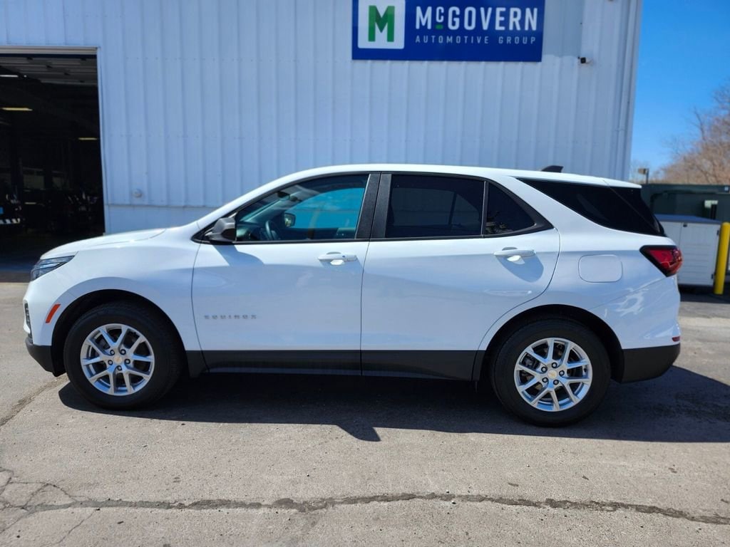 Used 2023 Chevrolet Equinox LS SUV