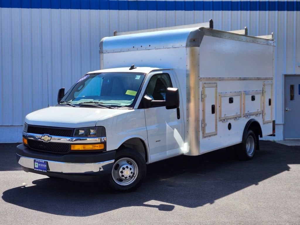 2022 Chevrolet Express 3500 159" WB's photo