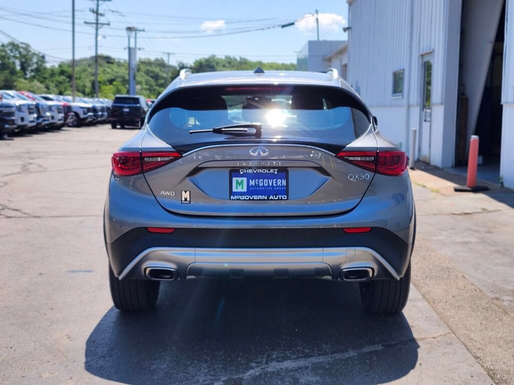 Used 2018 INFINITI QX30 Premium