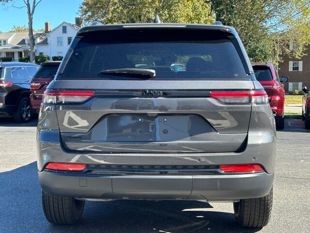 2025 Jeep Grand Cherokee Altitude X photo 3