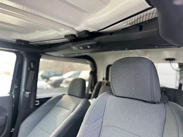 2026 Jeep Wrangler 2-Door Willys - Photo 12