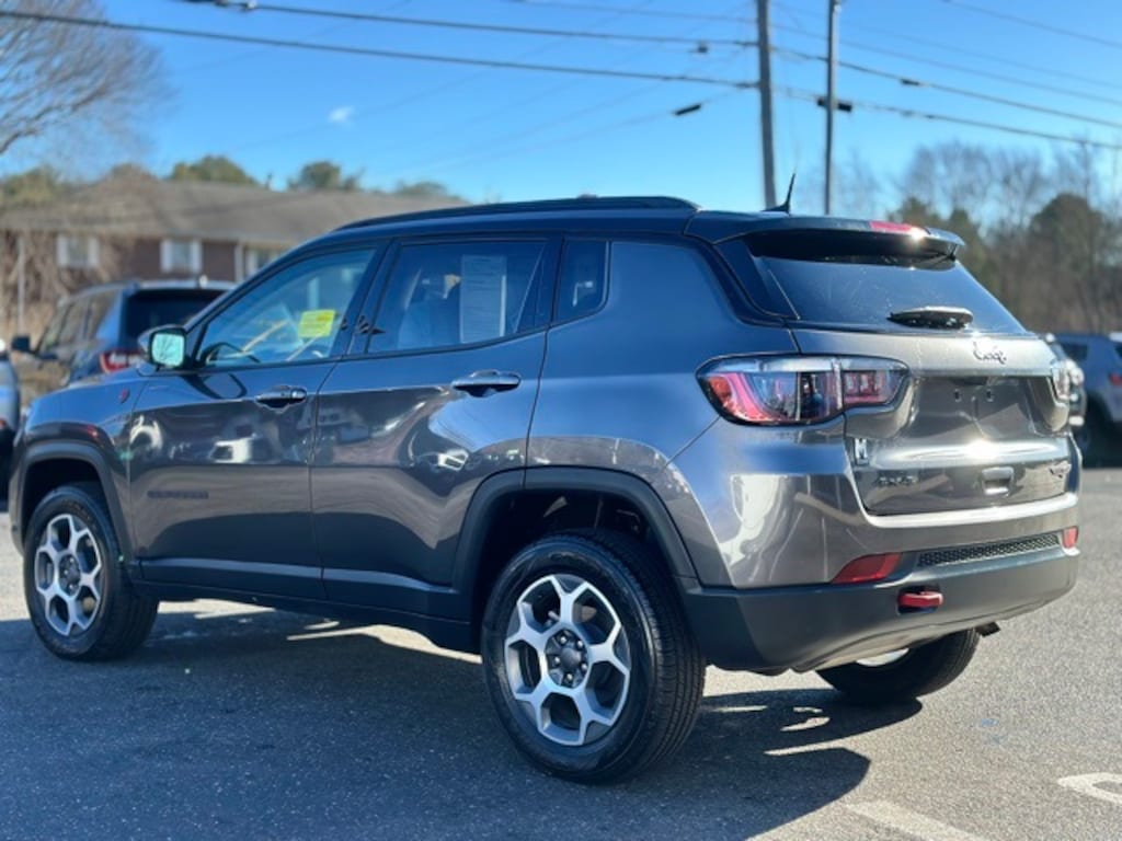 Used 2022 Jeep Compass Trailhawk SUV