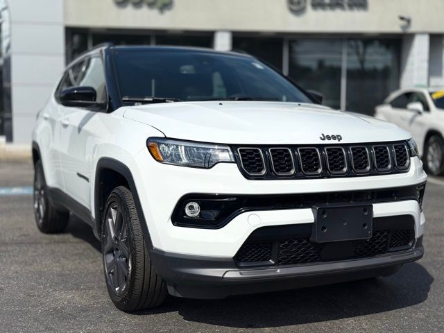 2025 Jeep Compass Limited - Photo 8