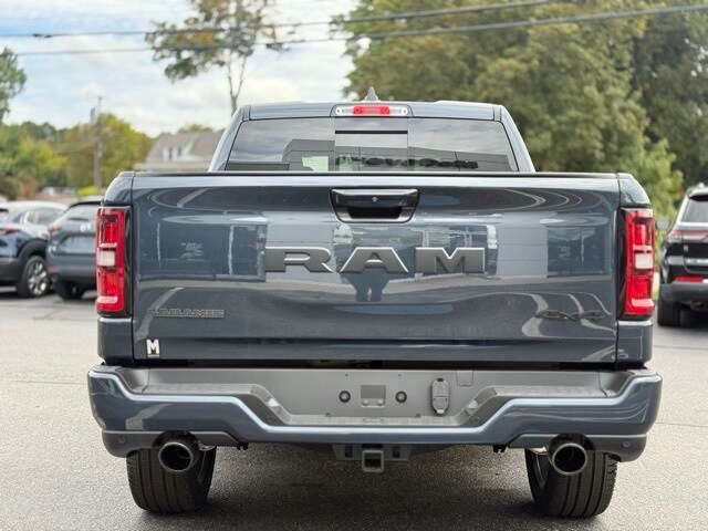 2026 Ram 1500 Laramie photo 3